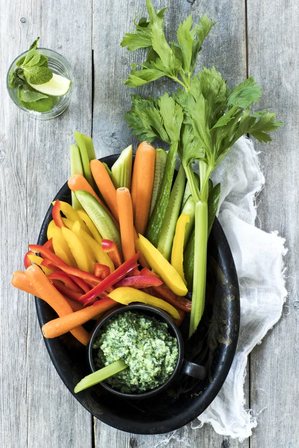 Crudite med edamamedip