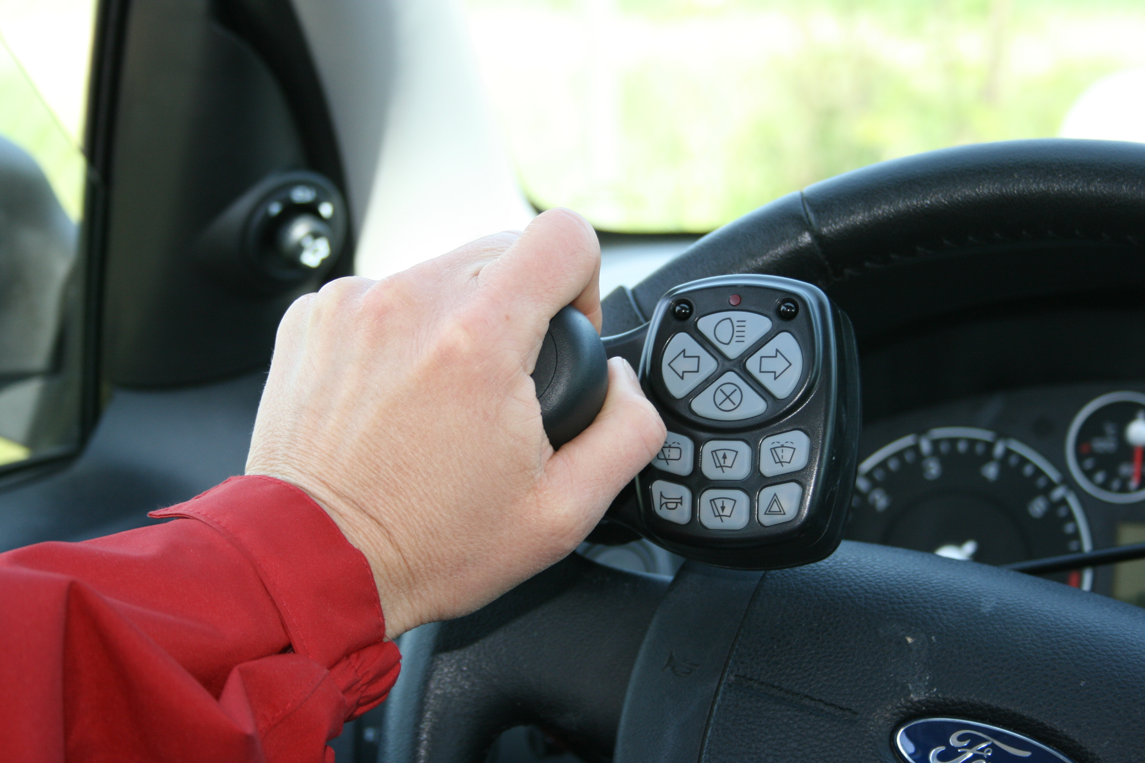 Ratknob som styres med en hånd