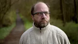 Mand med sweater