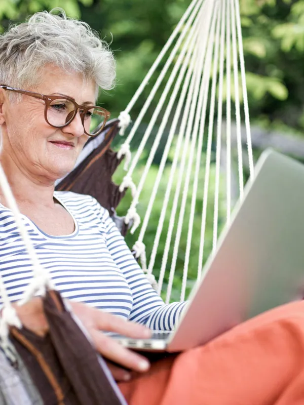 Hvad kan fællesskaber online?