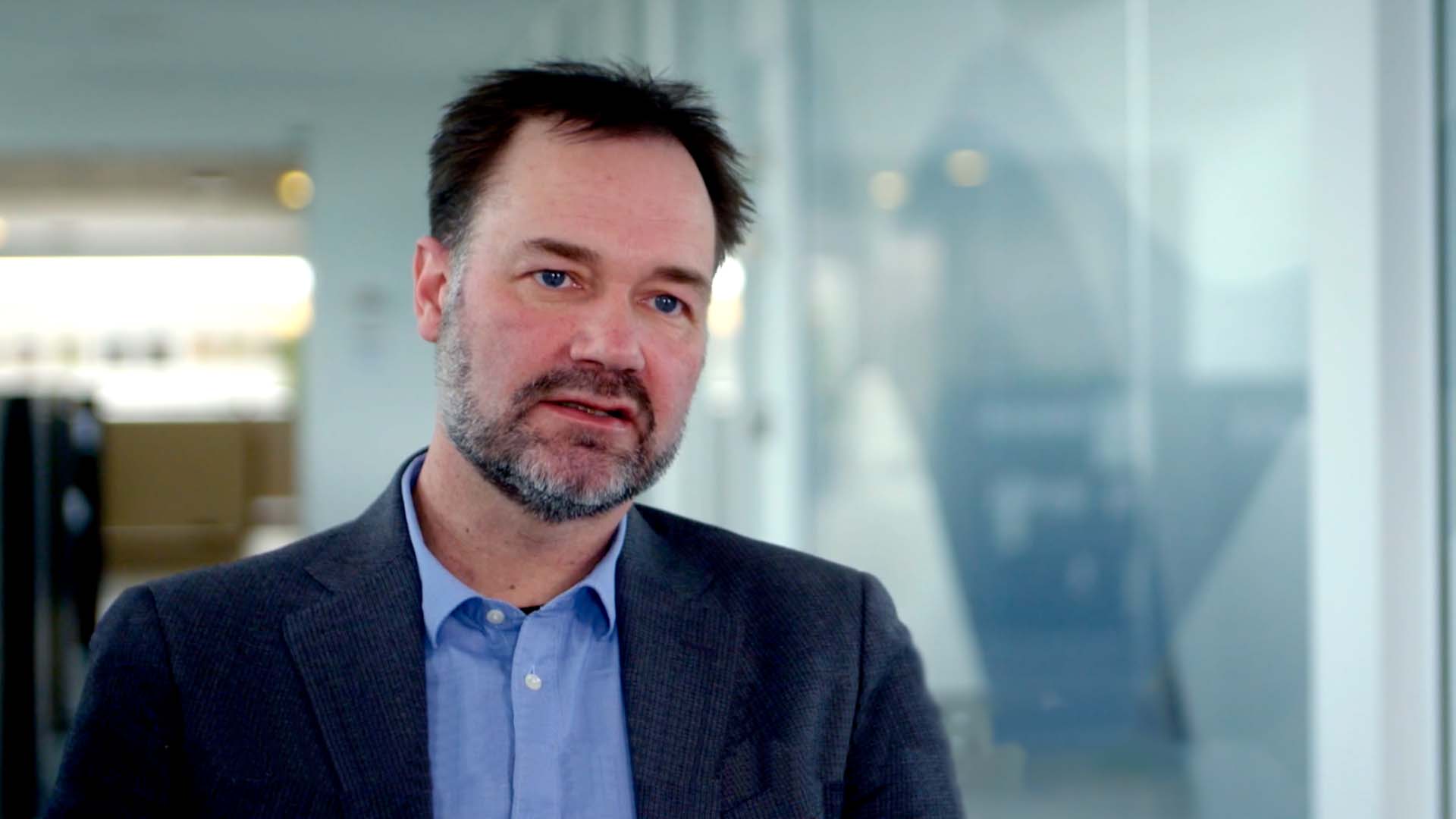 Søren Larsen, fagperson.